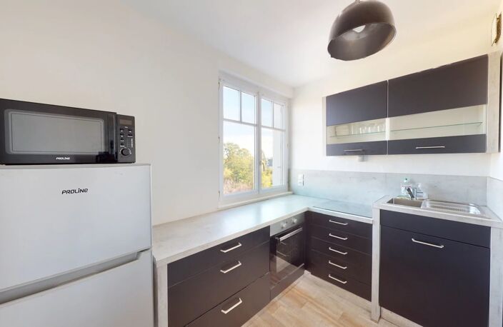 A louer appartement T2 proche gare de Chartres meublé — photo 3