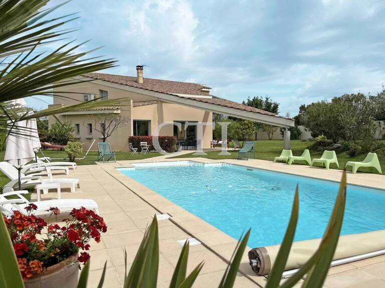 Villa architecturale d'exception avec vue sur le Mont-Ventoux, à — photo 1