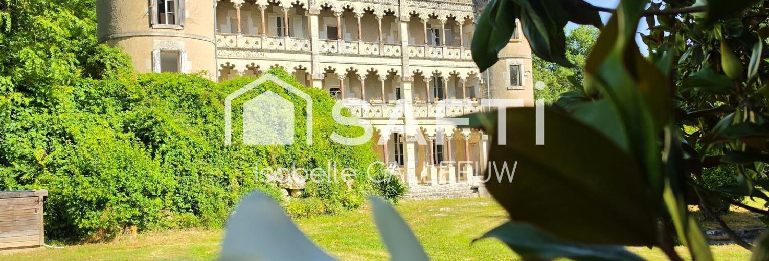 Maison 9 Pièces 222 m² à vendre à Baignes-Sainte-Radegonde (16360)