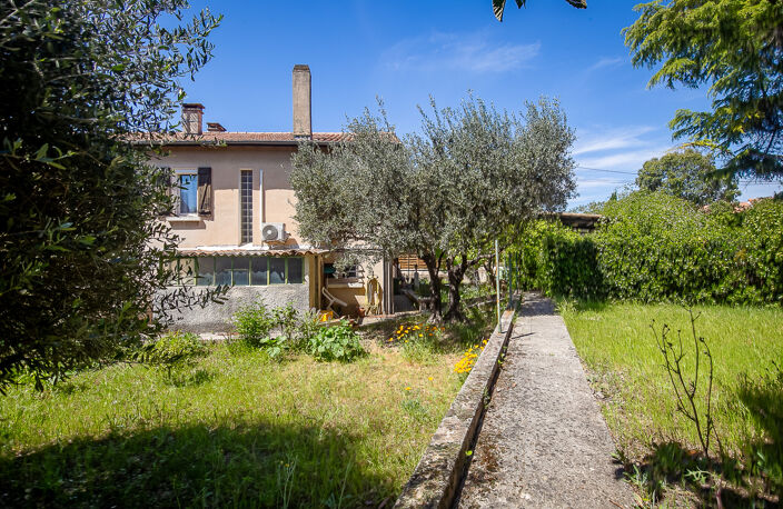 Maison T5 111,6 avec garage et annexes sur un terrain de 585 — photo 4