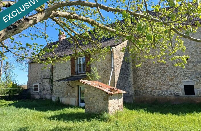 Située à moins de 3km de toutes commodités , 25mn de Rodez et de Villefranche de Rouergue, cette jolie propriété offre un cadre de vie paisible. — photo 3