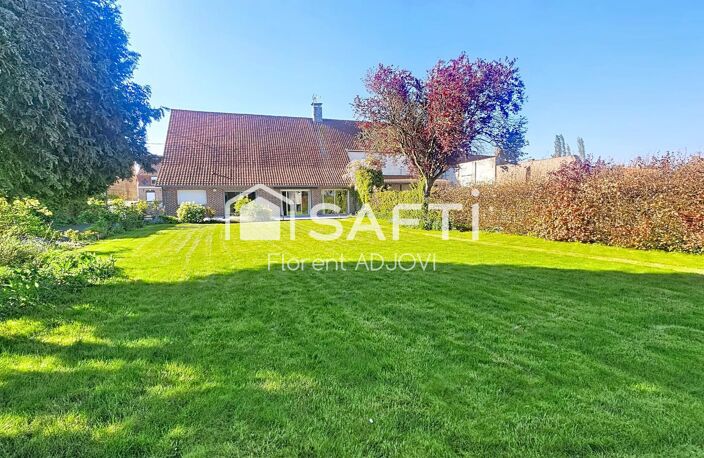 Laissez vous séduire par cette élégante maison de maitre plain pied alliant charme, volumes généreux et cadre de vie paisible — photo 4