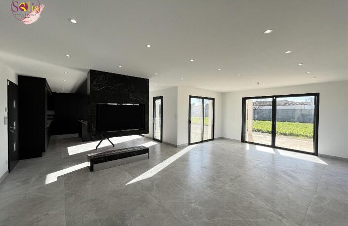 Vente maison 4 pièces 158 m² Jarnac (16200) — photo 3
