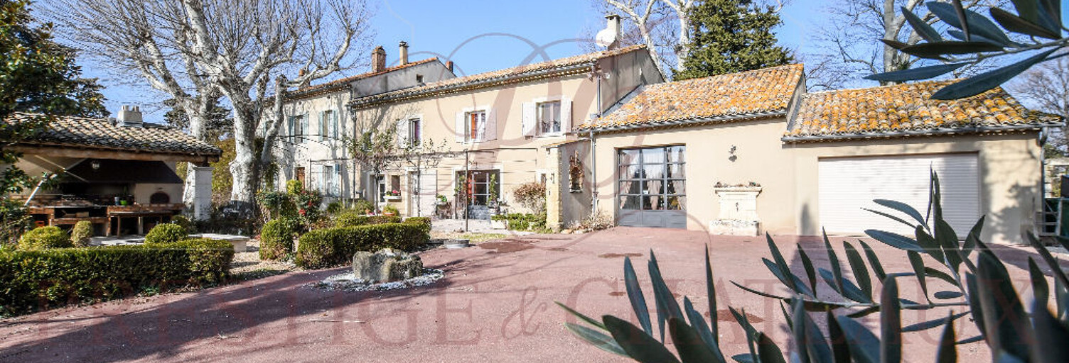 Maison 9 Pièces 257 m² à vendre à Orange (84100)