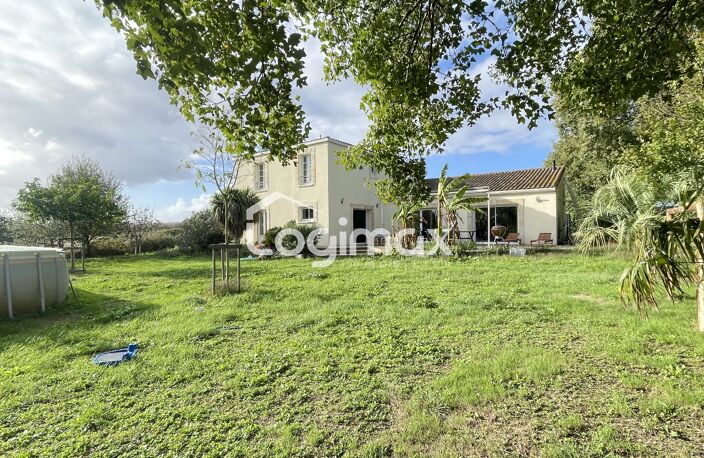Vente maison 5 pièces 200 m² Anais (17540) — photo 2