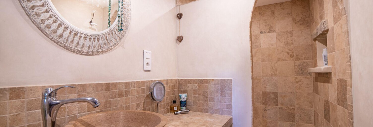 Maison 9 Pièces 245 m² à vendre à Bédoin (84410)