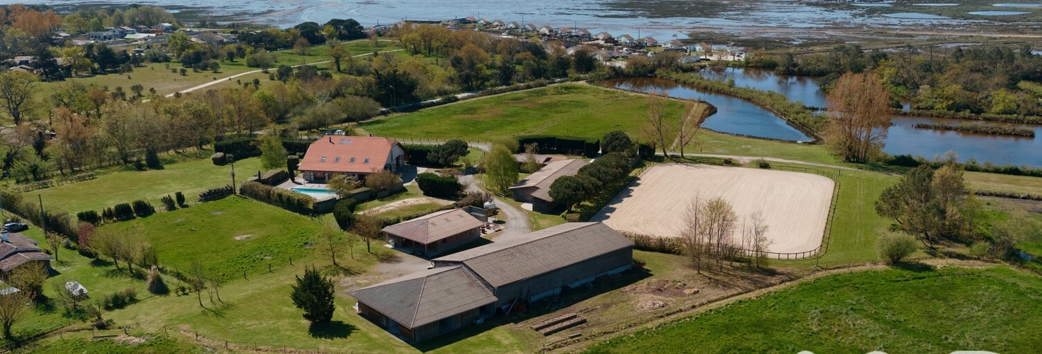 Maison 12 Pièces 450 m² à vendre à Arès (33740)