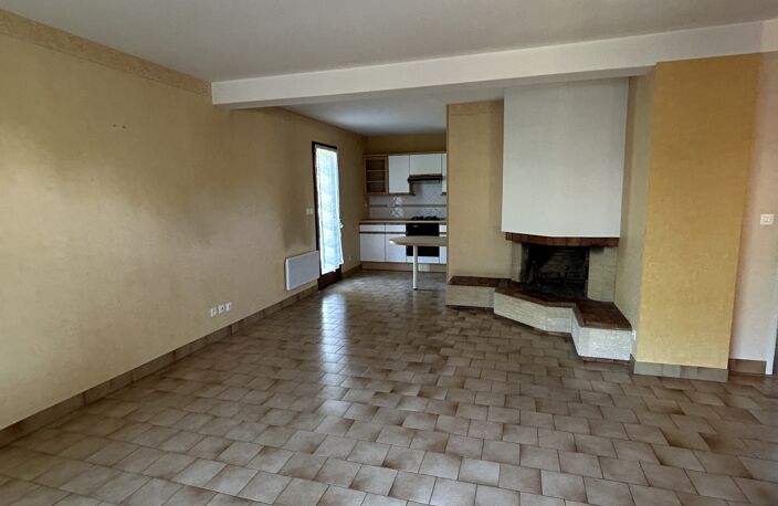 Vente Maison/villa 5 pièces — photo 2