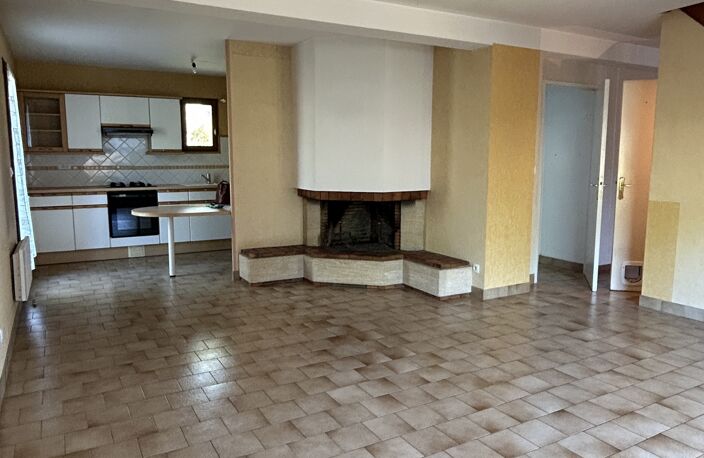 Vente Maison/villa 5 pièces — photo 3