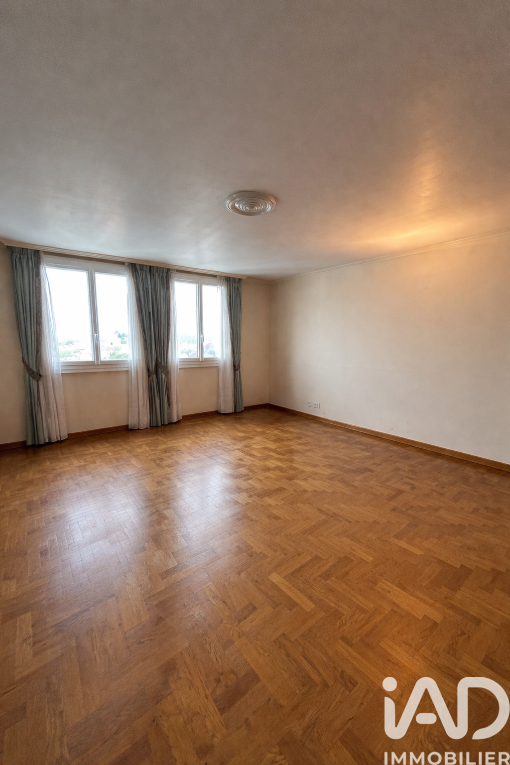 Vente Appartement 4 pièces - Photo 2