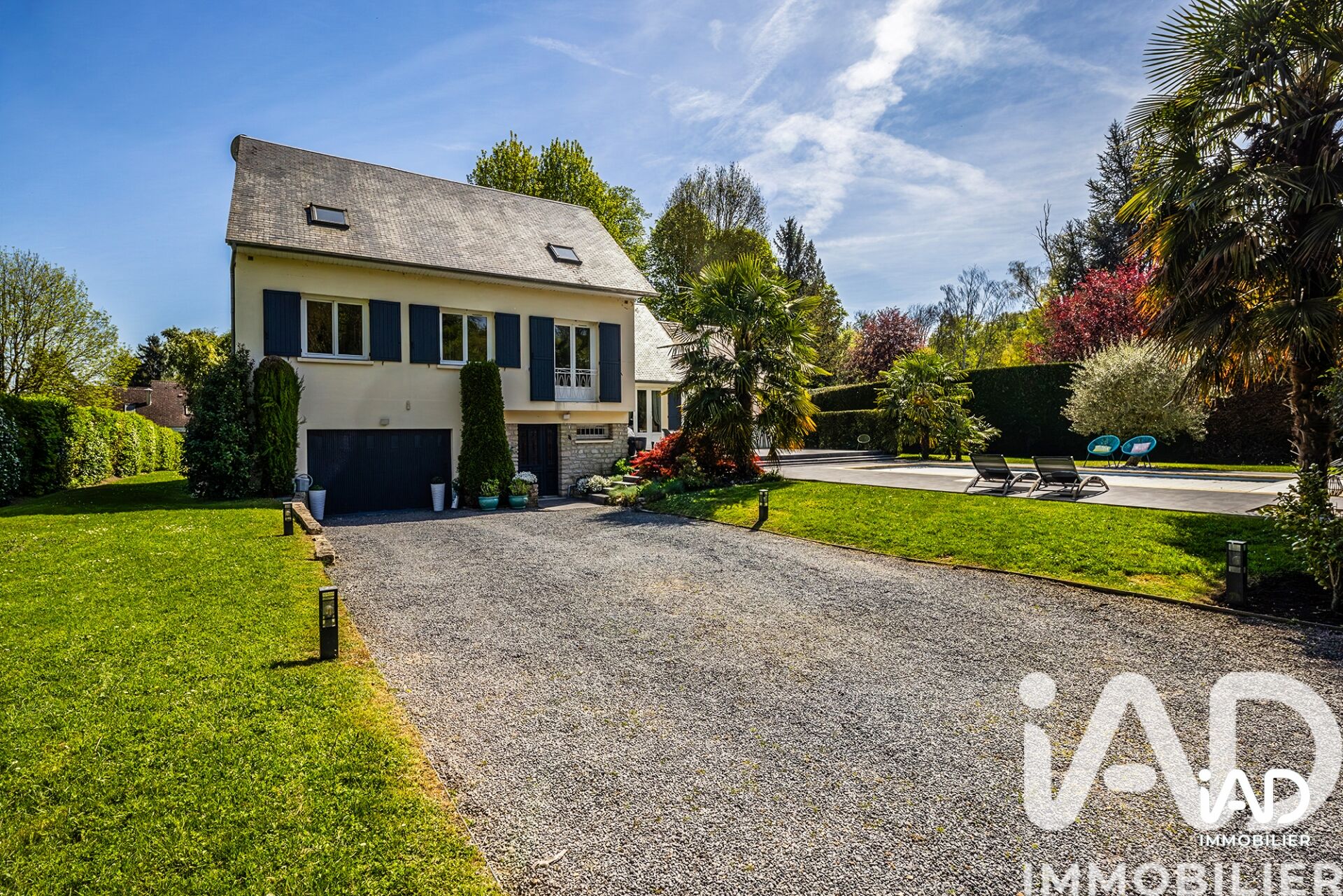 l'Isle-Adam - 232m² - 10p. - 5ch.