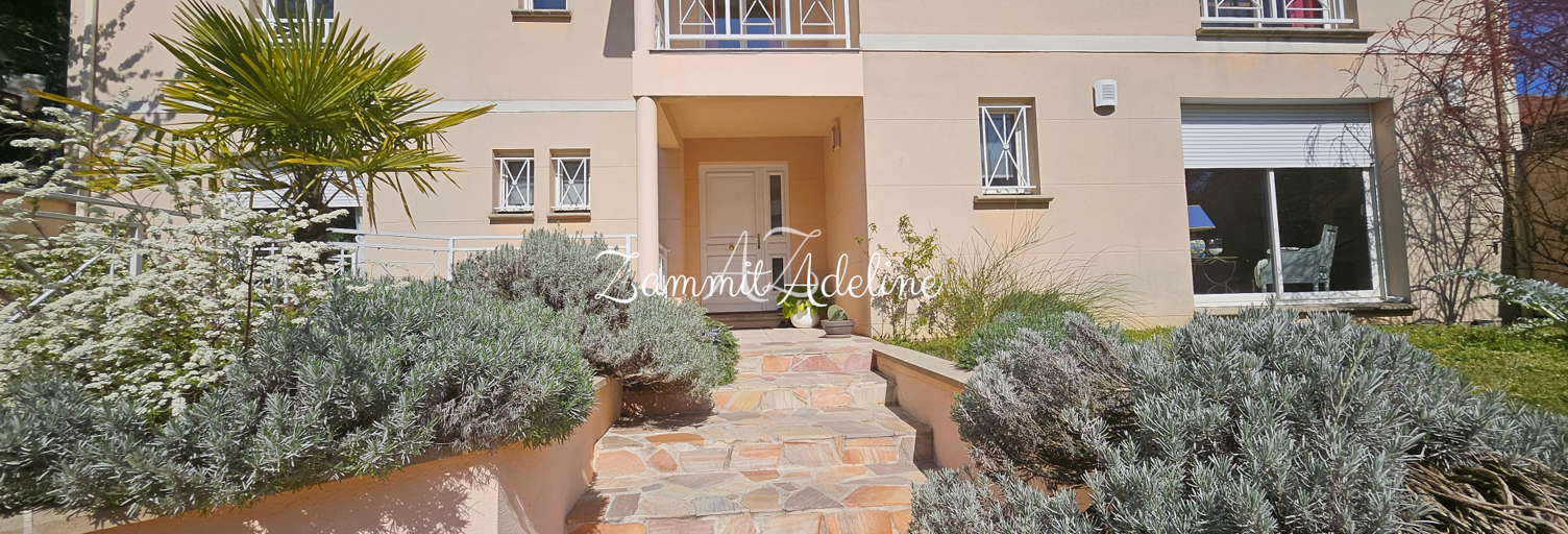 Maison 9 Pièces 213 m² à vendre à Le Blanc-Mesnil (93150)