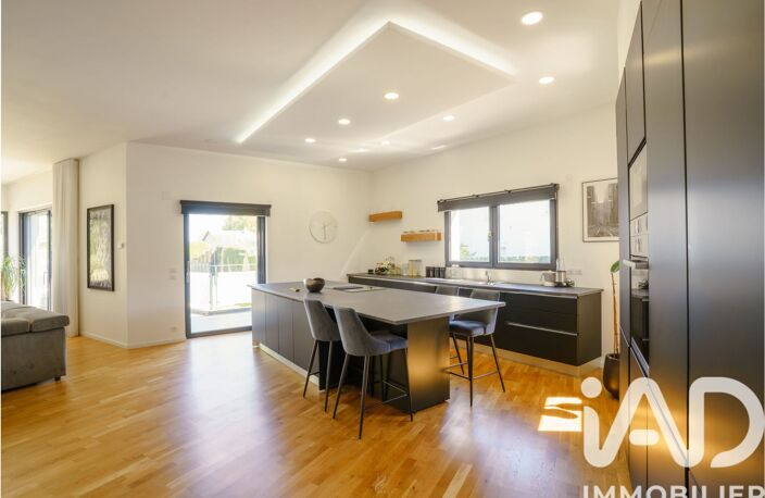 Vente Maison/villa 8 pièces — photo 3