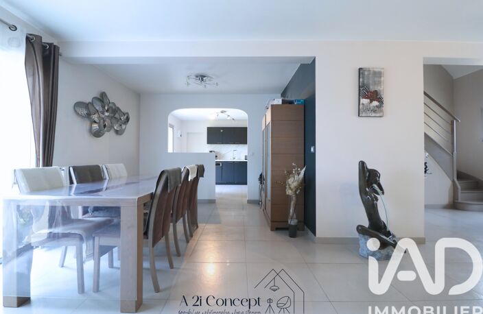 Vente Maison traditionnelle 8 pièces — photo 4