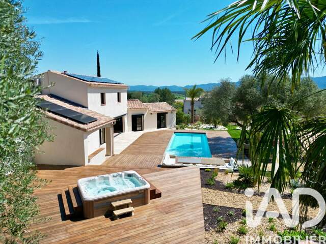 Vente Maison de campagne 7 pièces — photo du bien