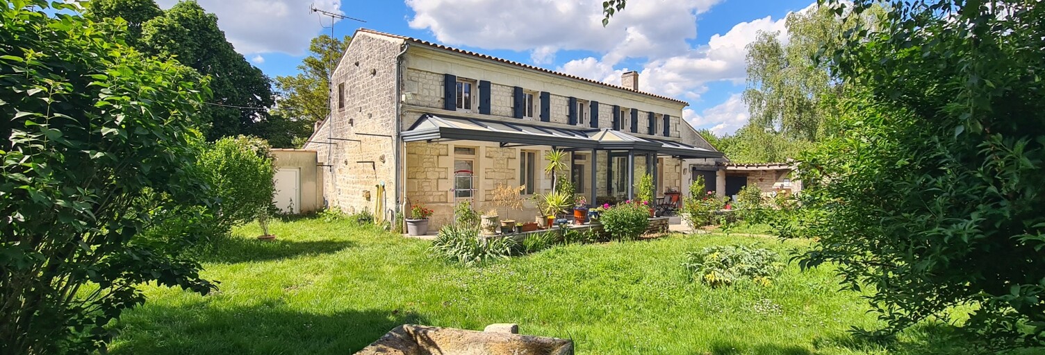 Maison 8 Pièces 248 m² à vendre à Plassay (17250)