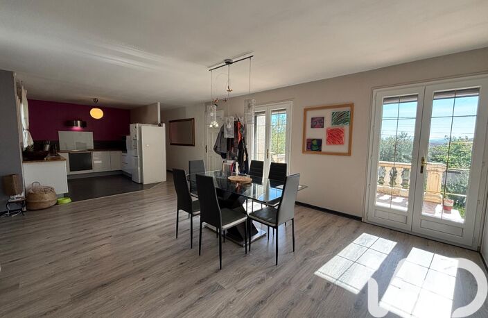 Vente Maison/villa 5 pièces — photo 2