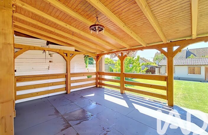 Vente Maison/villa 8 pièces — photo 2