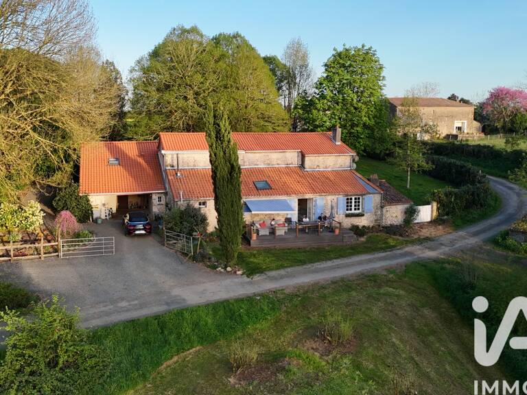 Vente Maison de campagne 8 pièces — photo 1