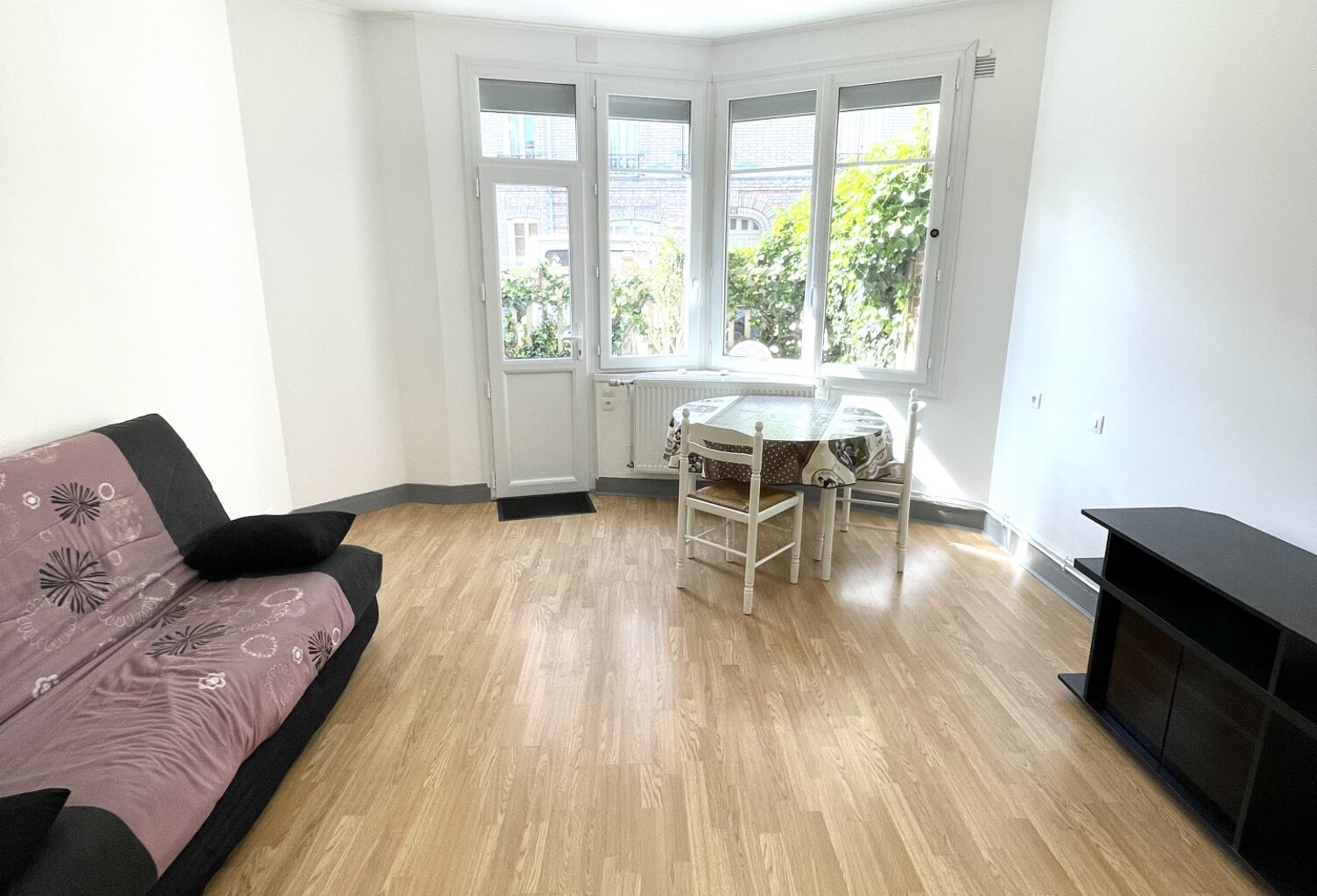 Vente Studio 1 pièce — photo 1
