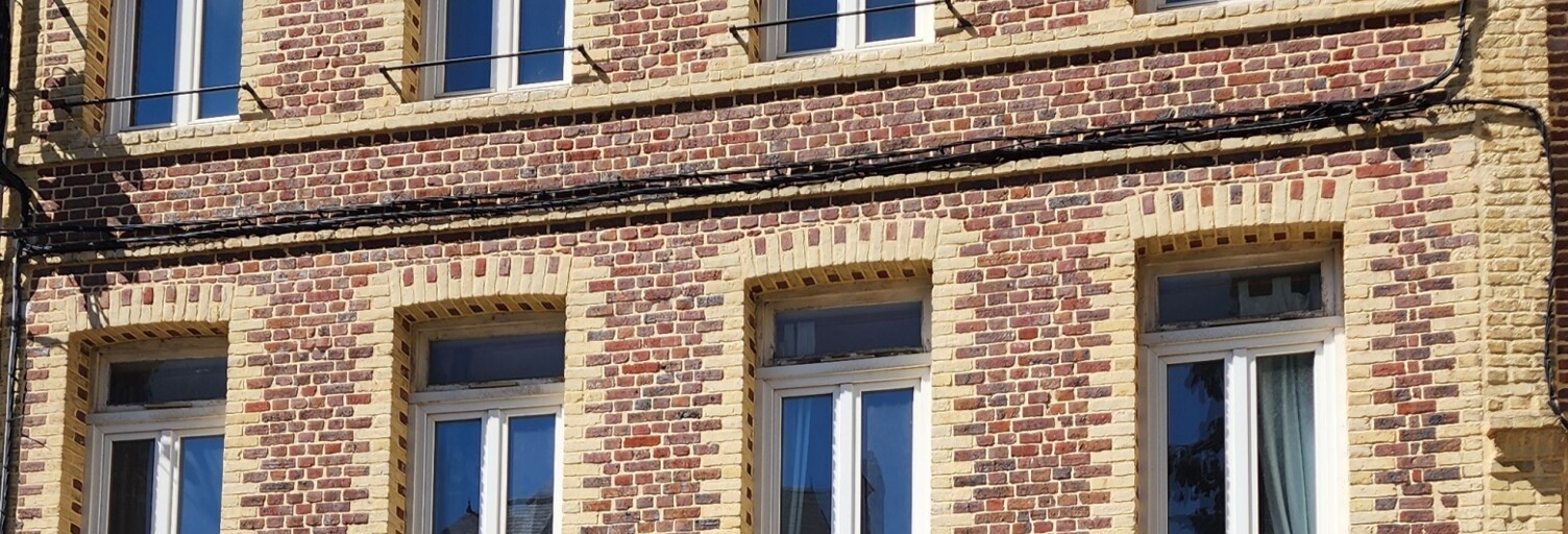Immeuble  200 m² à vendre à Bolbec (76210)