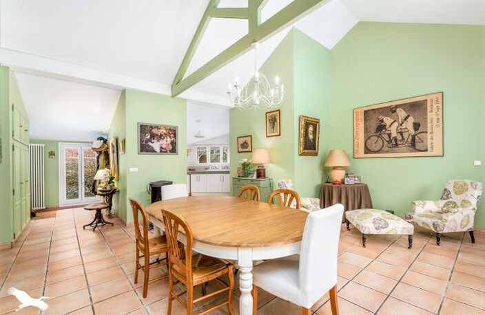 Vente maison 8 pièces 192 m² Mérignac (33700) — photo 2