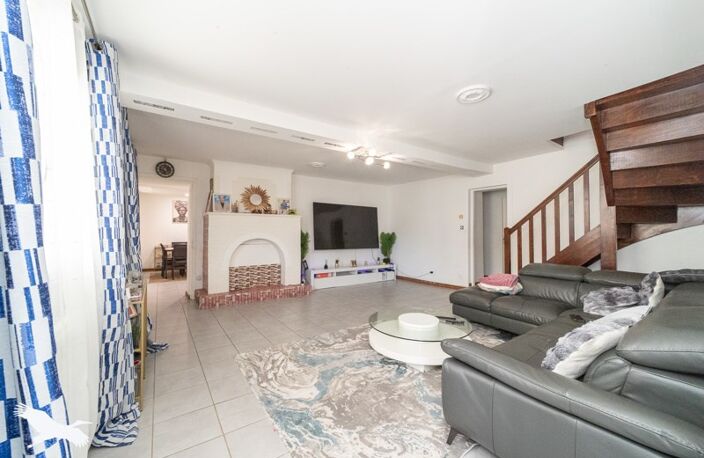 Maison en pierre de 5 pièces principales — photo 3