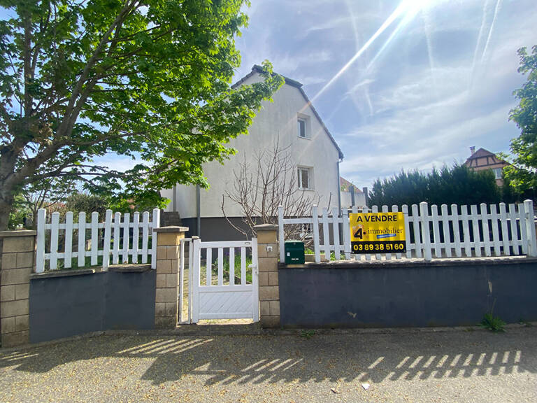 Maison spacieuse à vendre à Staffelfelden - Proche gare SNCF et écoles — photo 1