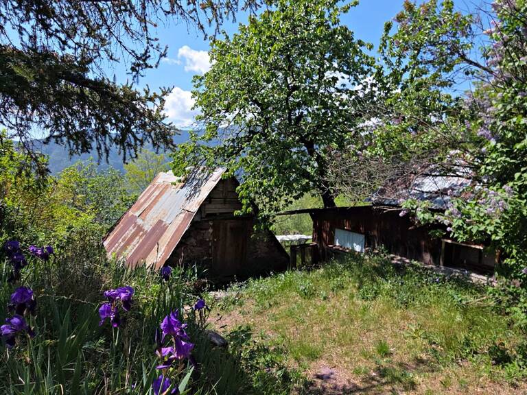 BELVÉDÈRE  Propriété au coeur de la Vésubie avec Grange — photo 1