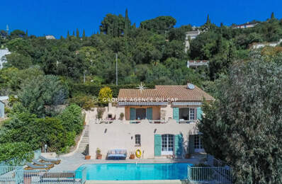 VUE MER SUR LE GOLFE DE SAINT TROPEZ PROVENCALE DE CHARME RENOVEE AVEC PISCINE GARAGE ET SOUS SOL AUX ISSAMBRES — photo du bien