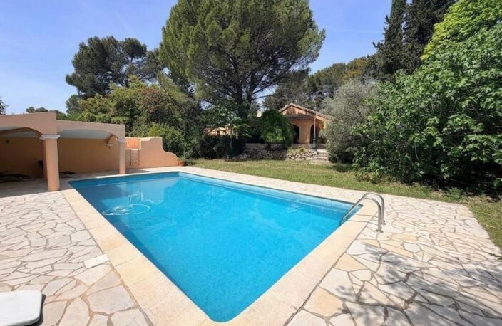 Saint-Marc-Jaumegarde — Propriété de charme avec piscine & dépendances à fort rendement locatif (10 min d'Aix) — photo 2