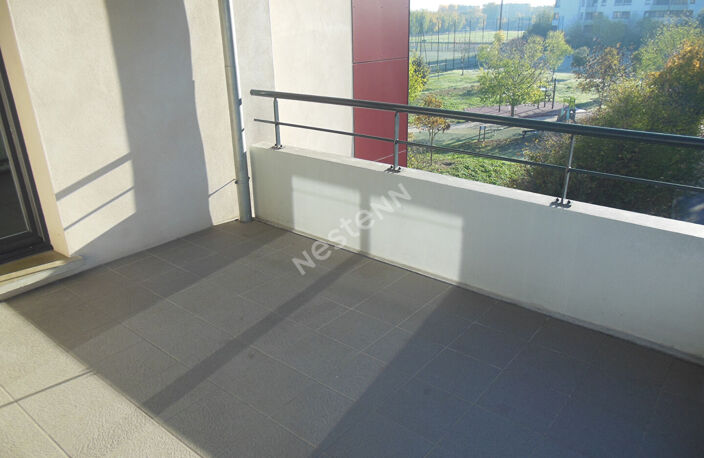 Toulouse Croix Daurade 31200 ,Agréable T4 Récent de 82.63m² -Cuisine séparée  terrasse de 10.1m² SANS FRAIS d'AGENCE 2 parking sous sol — photo 2