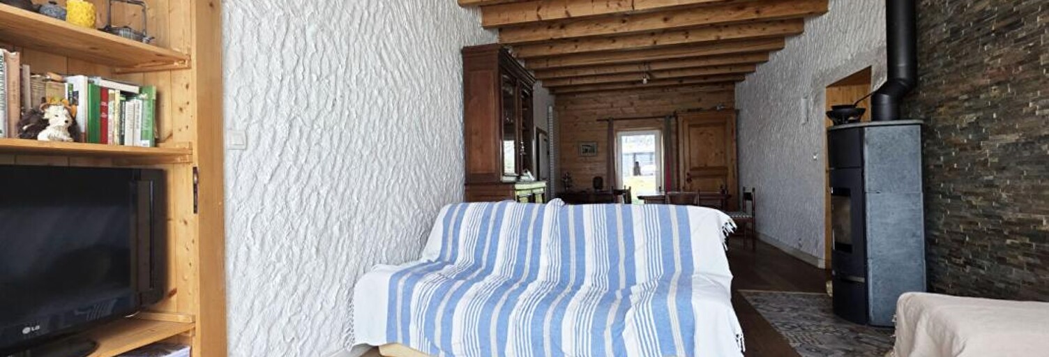 Maison 6 Pièces 165 m² à vendre à Étrappe (25250)