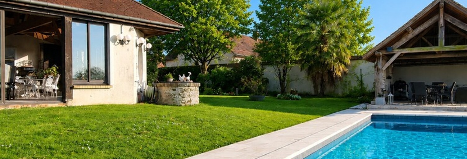 Maison 10 Pièces 419 m² à vendre à Saint-Siméon (77169)