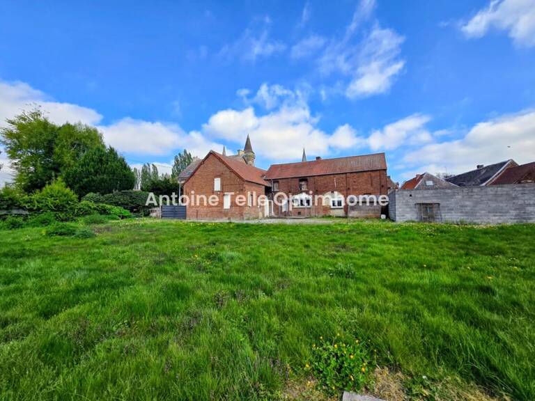 Poix du Nord 59218 - Ensemble immobilier (habitation, commerce, cour, terrain) sur 1620m² — photo 1