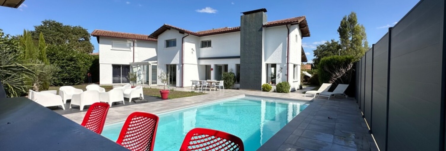 Maison 10 Pièces 205 m² à vendre à Pessac (33600)