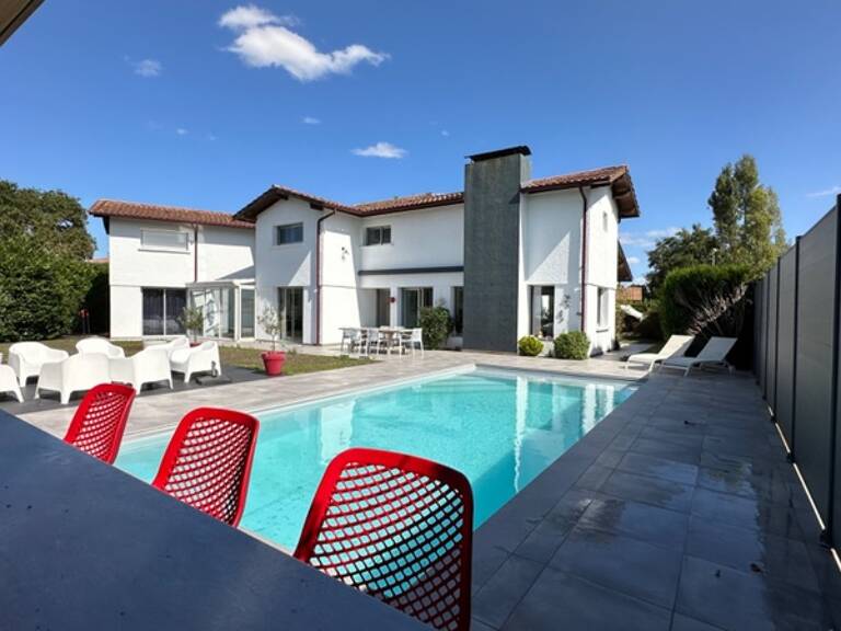 EXCLUSIVITÉ – Maison d’architecte avec piscine au Cap de Bos, Pessac — photo 1