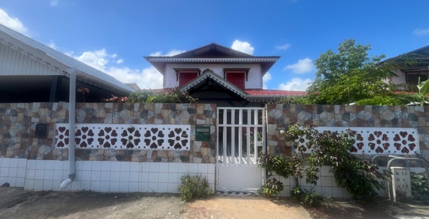Maison à vendre 10 pièces KOUROU (973) — photo 1