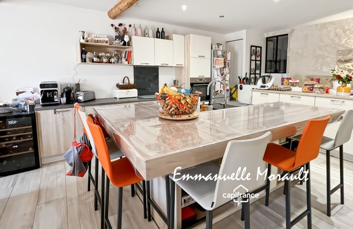 Appartement duplex T3 avec cave à BAGNOLS EN FORET (83) — photo 2