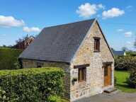 ENSEMBLE IMMOBILIER - ACTIVITE TOURISTIQUE- A VENDRE – MAISON + 3 GÎTES – PISCINES – 1 HA - VILLEDIEU-LES-POÊLES (MANCHE, NORMANDIE) (50) — photo 2