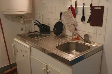Appartement 1 pièces 375 €