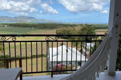 Appartement 4 pièces 1590 €