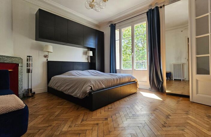 APPARTEMENT D'EXCEPTION AU COEUR DE REIMS — photo 4