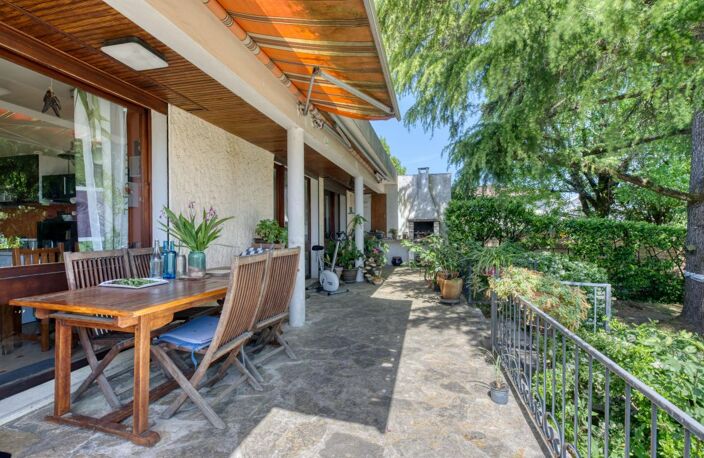 Maison Pessac 150m² France Alouette avec grand terrain et piscine — photo 5