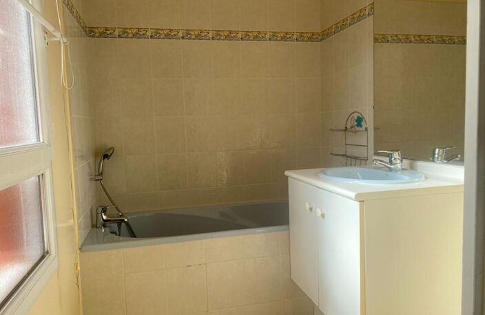 Appartement Saint Nazaire 2 pièce(s) 44,01 m2 — photo 3
