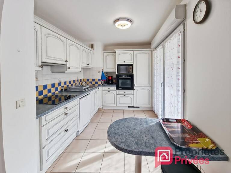 Villeurbanne (69100) limite Montchat , 3 pièces 61m², Résidence de standing, Parfait état! — photo 1