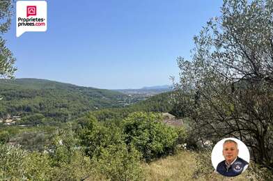 Terrain  435000 €