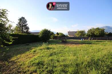 Terrain  209000 €