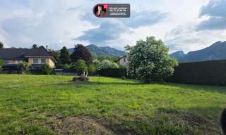 Terrain  735 m² à vendre à Montagnole (73000)
