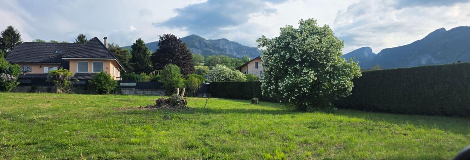Terrain  735 m² à vendre à Montagnole (73000)